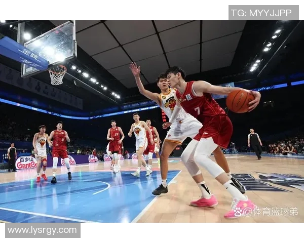 实时新闻深圳篮球队防反体系解析高效防守与快速反击的完美结合